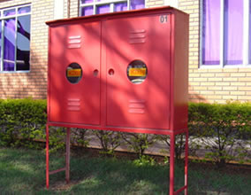 Caixa para Mangueiras Industriais com pés